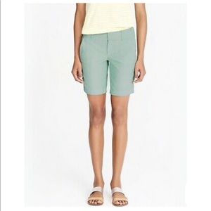 NWOT JCrew 9" Green Oxford Frankie Shorts - Sz 8